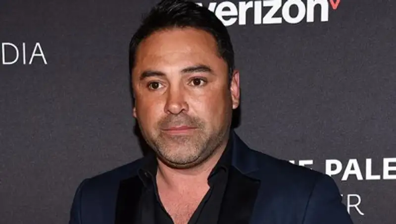 Де ла Хойя: Повторный бой Альвареса с Головкиным определённо состоится