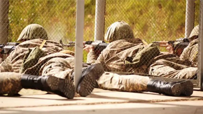 Экзамен по стрельбе сдали военнослужащие ВС РК