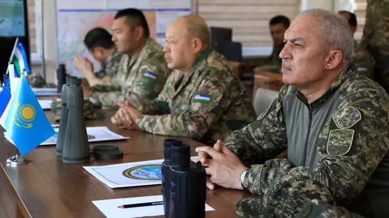 Казахстан и Узбекистан провели тактико-специальное учение , фото - Новости Zakon.kz от 19.05.2023 16:59