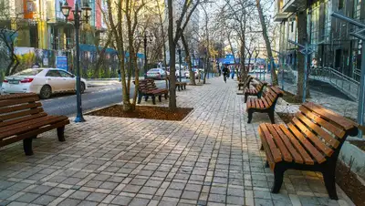 лавочки сквер, фото - Новости Zakon.kz от 14.12.2021 14:59