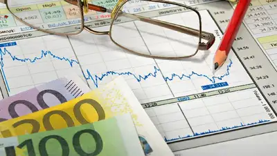 Доллар и евро рухнули на Московской бирже, фото - Новости Zakon.kz от 23.09.2022 18:46