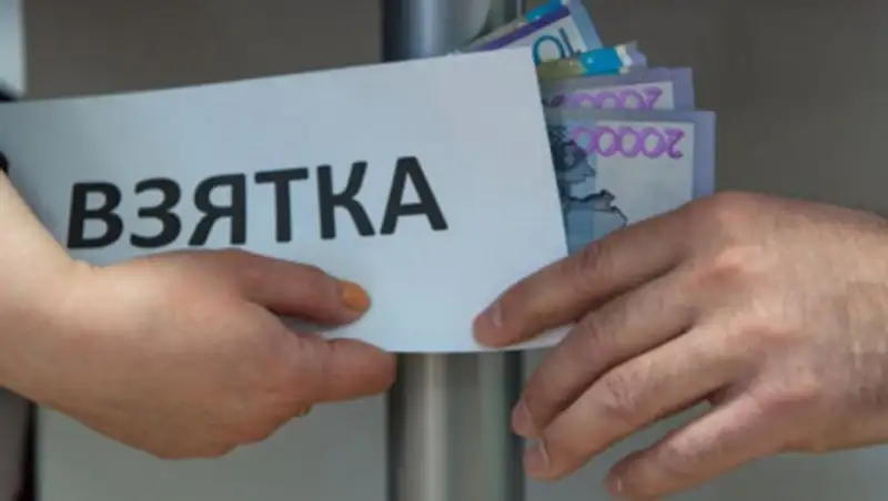 Сотрудник контроля качества в Семее нажился на пандемии