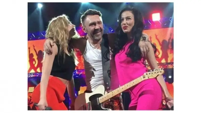 На кого Шнуров променял исполнительницу хита "Лабутены"