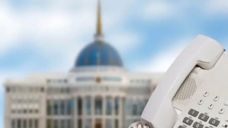 Назарбаев провел телефонный разговор с президентом Кыргызстана