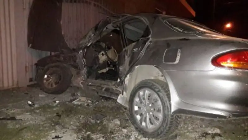 В жутком ДТП в Алматы пострадали 4 человека