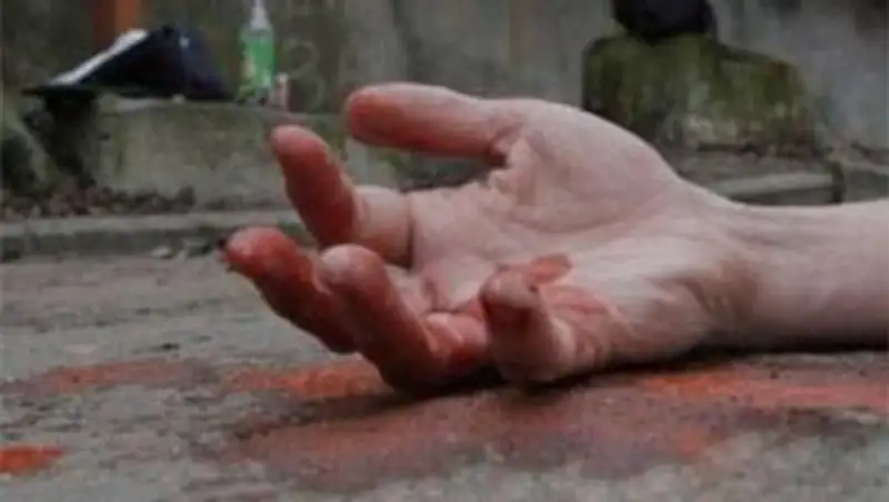 В Актау упавший с высоты строитель из Узбекистана попал в реанимацию