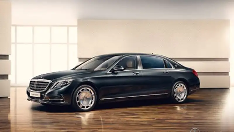 Mercedes удержал лидерство на рынке автороскоши РФ