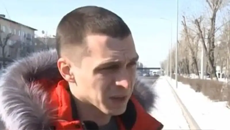 Павлодарский автолюбитель утверждает, что лишился прав из-за булочки с маком