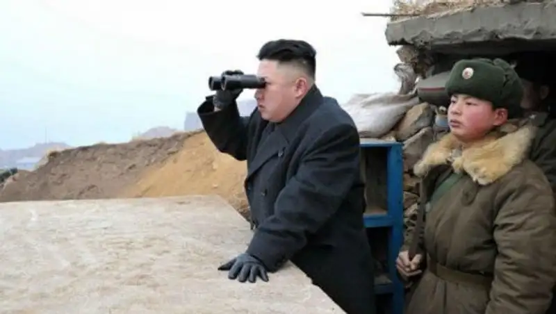 Военные учения со стрельбами прошли в КНДР