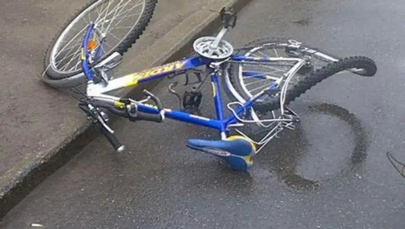 В Уральске насмерть сбили велосипедиста