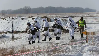 военные на учениях, фото - Новости Zakon.kz от 17.02.2022 11:25