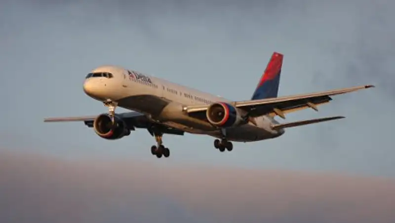 Delta AirLines возобновила вылеты после компьютерного сбоя