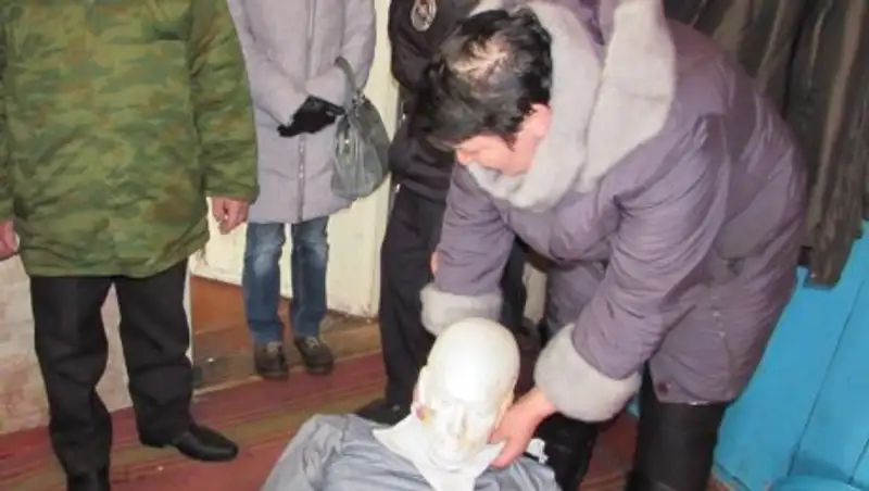 Многодетная мать задушила ветерана ВОВ из-за 50 тысяч рублей