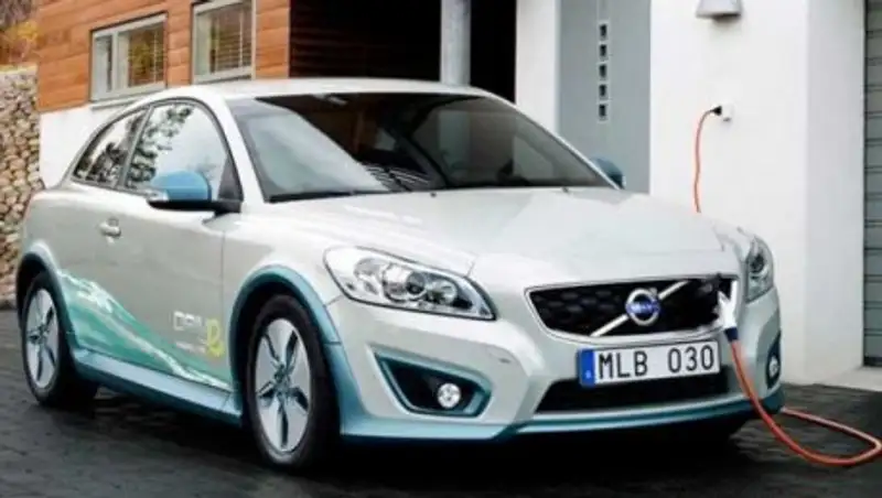 Volvo прекращает выпуск автомобилей на бензине