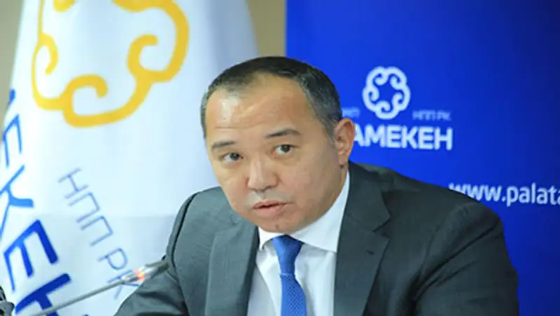 Рустам Журсунов: "Налоговые инициативы Правительства приведут к росту теневой экономики", фото - Новости Zakon.kz от 17.09.2015 21:40