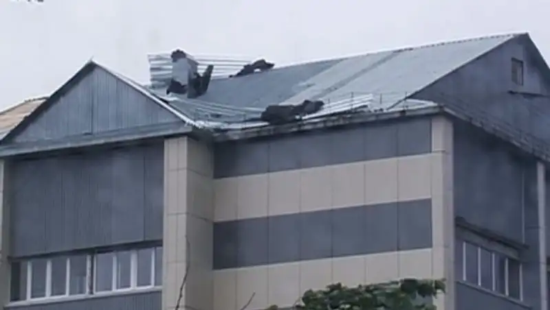 Циклон на Сахалине: число пострадавших выросло до 23