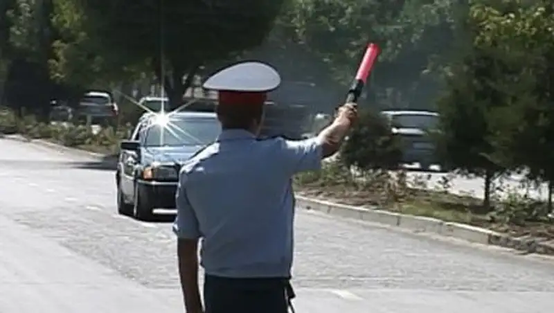 Дорожно-патрульные полицейские ЮКО переведены на усиленный вариант службы