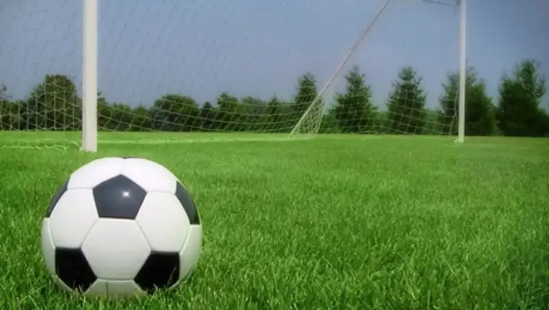 Футбольные ворота упали на ребенка в Костанае