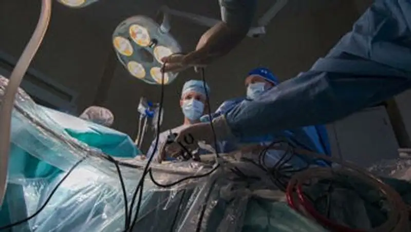 Врачи в США восстановили лицо уроженке РК, несколько лет прожившей с отверстием в щеке