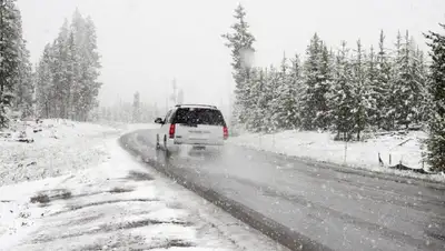 гололед, погода, условия , фото - Новости Zakon.kz от 06.12.2021 15:25