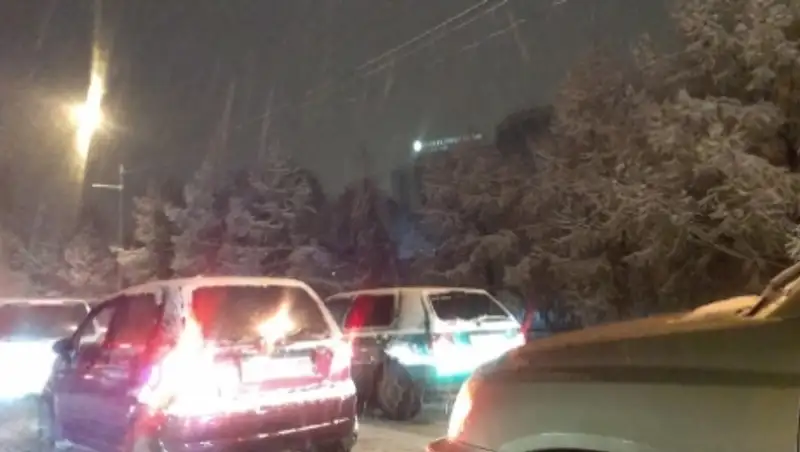 В Алматы за минувшие сутки зарегистрировано около 100 ДТП