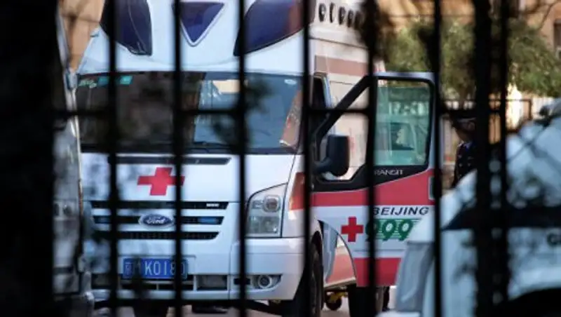 В Китае обнаружили тела двух погибших при обрушении автомобильного моста