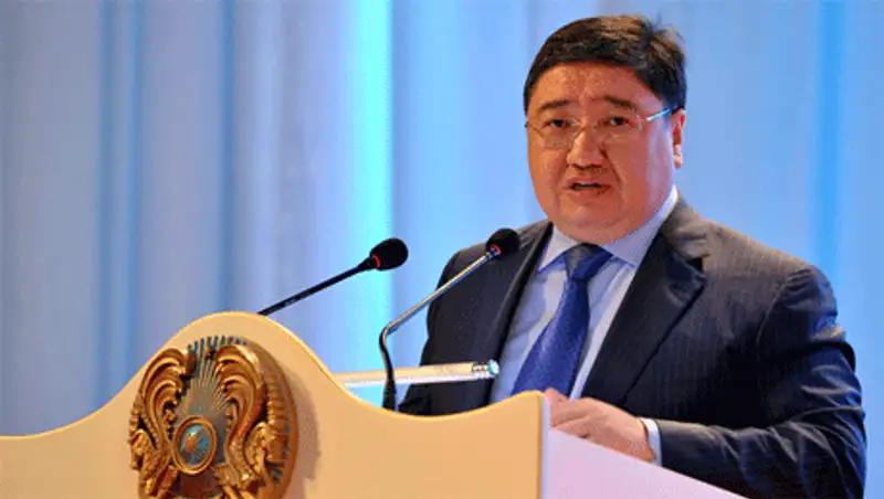 Аким Павлодарской области вручил государственные награды, фото - Новости Zakon.kz от 14.12.2013 17:06