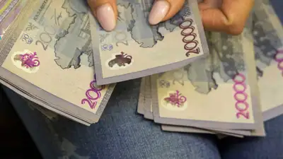 Главное к утру: фейки о прибавках к пенсии, пытки в январские события и цены на бензин , фото - Новости Zakon.kz от 01.04.2023 07:46