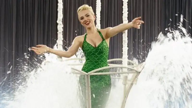 Скарлетт Йоханссон стала самой "прибыльной" актрисой 2016 года