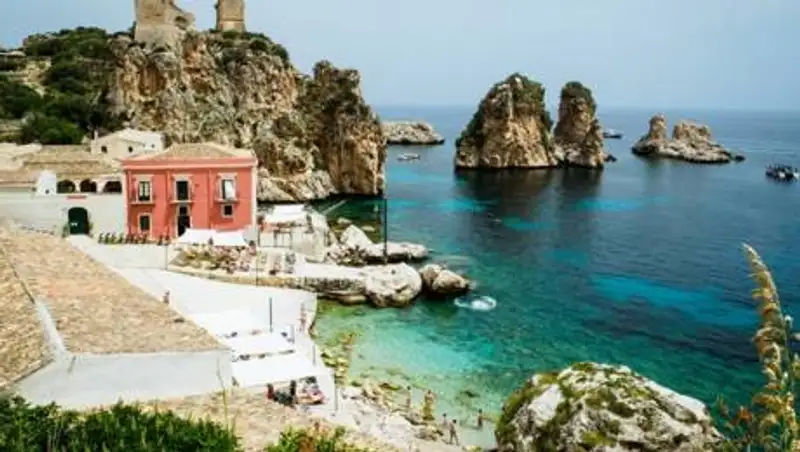 В Сицилии продают дома по цене гамбургера