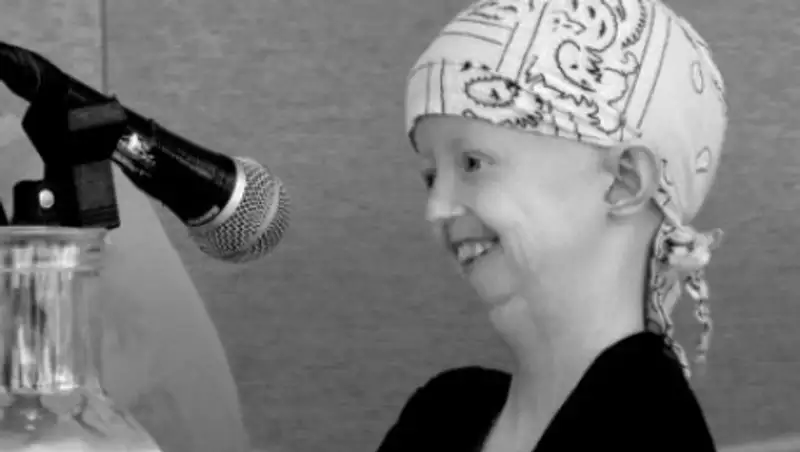 В Великобритании умерла девушка с телом пожилой женщины