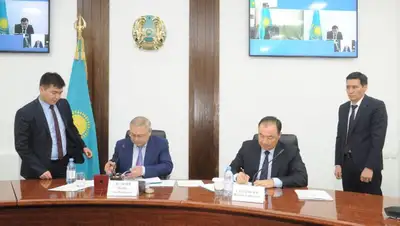 Провели рабочую встречу, фото - Новости Zakon.kz от 11.11.2022 19:03