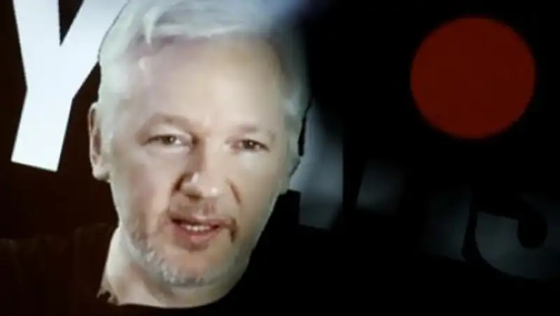 WikiLeaks опубликовал очередную порцию переписки главы штаба Клинтон