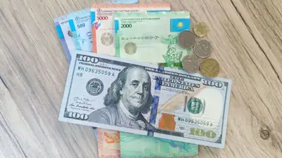 тенге, доллары, фото - Новости Zakon.kz от 27.03.2023 11:08