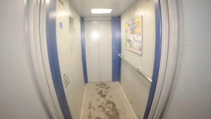 Названо самое опасное место для заражения коронавирусом