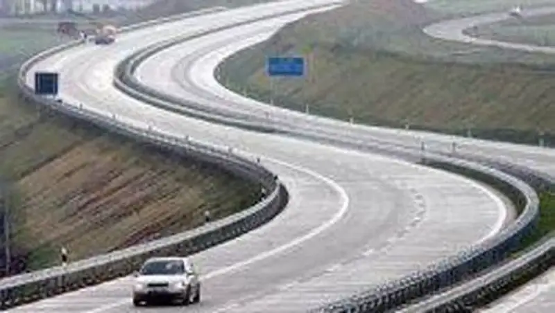 Казахстанцам рассказали, как объезжать платные дороги