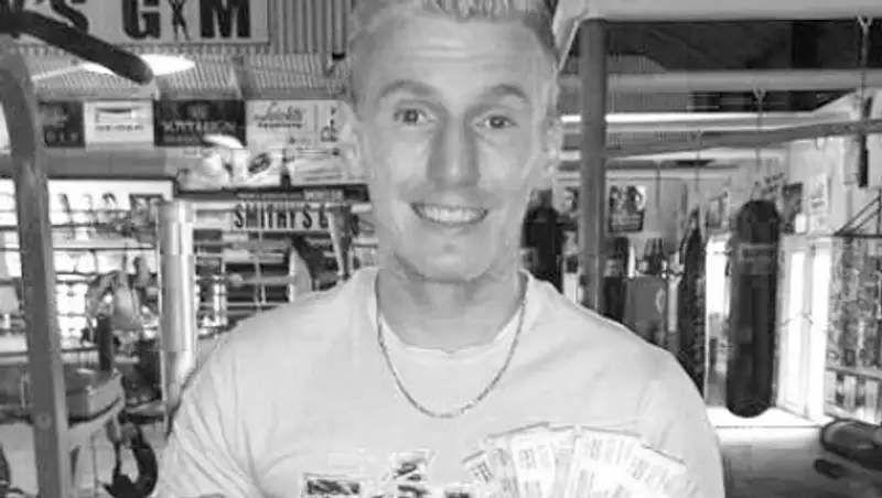 Австралийский боксер умер после первого поражения в карьере