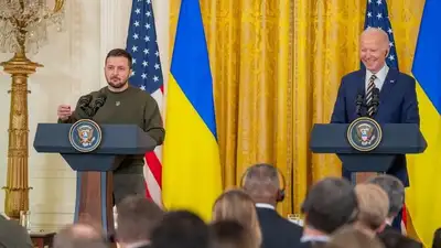 Байден считает, что Зеленский открыт к диалогу о мире с Россией, фото - Новости Zakon.kz от 23.12.2022 02:48