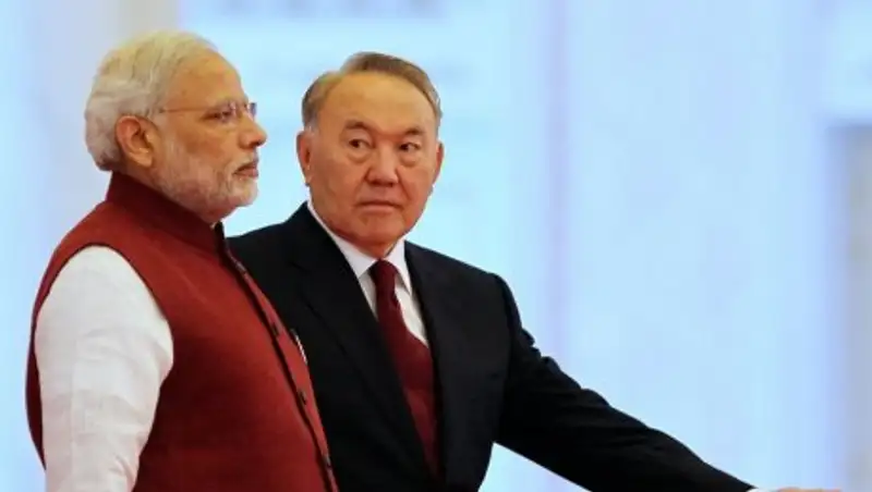 Глава Казахстана и Премьер-министр Индии обсудили перспективы двусторонних отношений