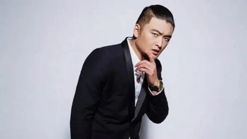 Солисту MBAND из Казахстана присудили премию ТЭФИ