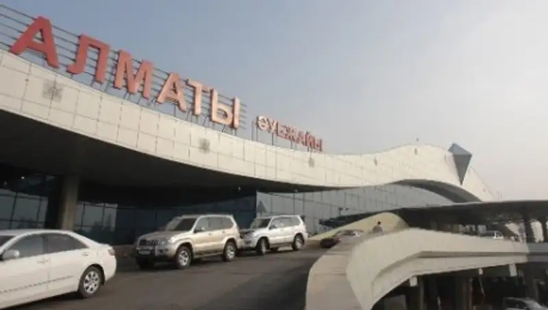 Пять авиарейсов задержаны в аэропорту Алматы
