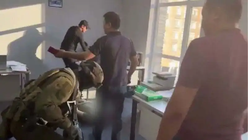 У астанчанки вымогали 40 млн тенге за интимное видео