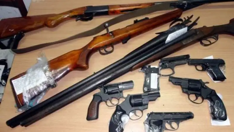 Более миллиона тенге заплатили жамбылские полицейские за сданное оружие