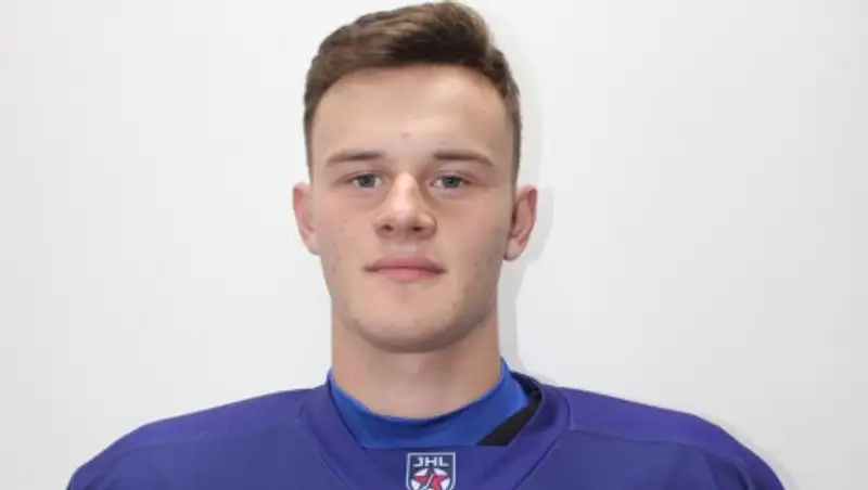 Играющий за Казахстан хоккеист помог выиграть Матч звезд КХЛ