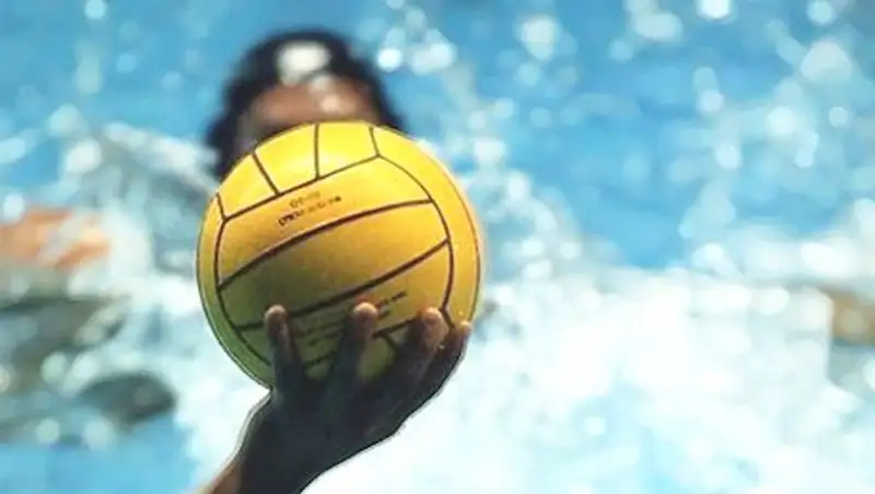 Ватерполисты Казахстана проиграли Бразилии