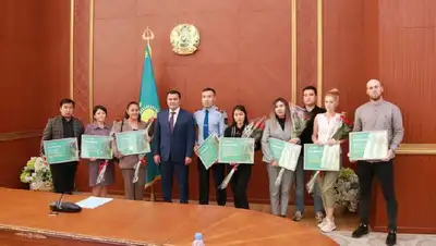 В Караганде молодые специалисты получили льготную ипотеку, фото - Новости Zakon.kz от 25.08.2022 12:57