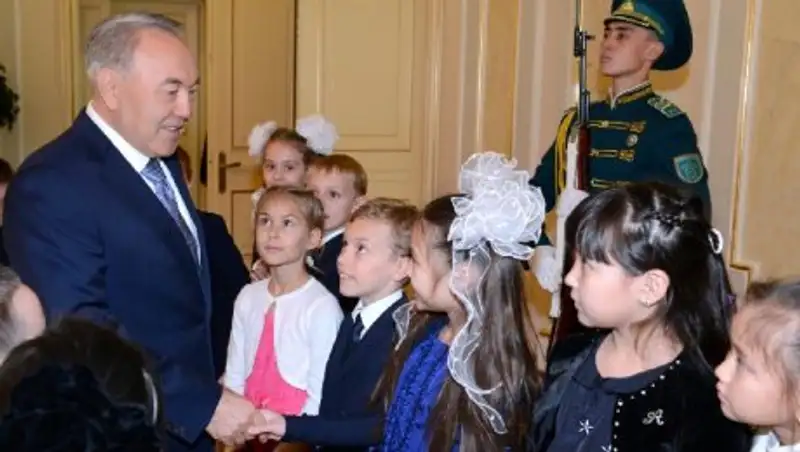 Отцом 5 млн детей назвал кардиохирург Нурсултана Назарбаева