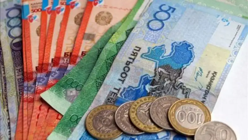 Жители Атырау заработали три миллиона тенге на взяточниках