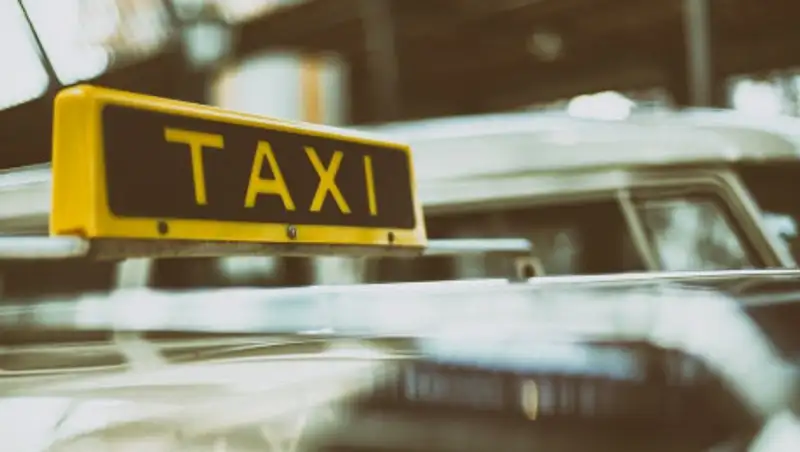 Экстремисты вербуют казахстанцев в такси