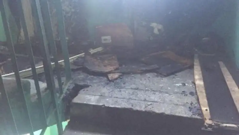 Двоих людей спасли из пожара в Актау